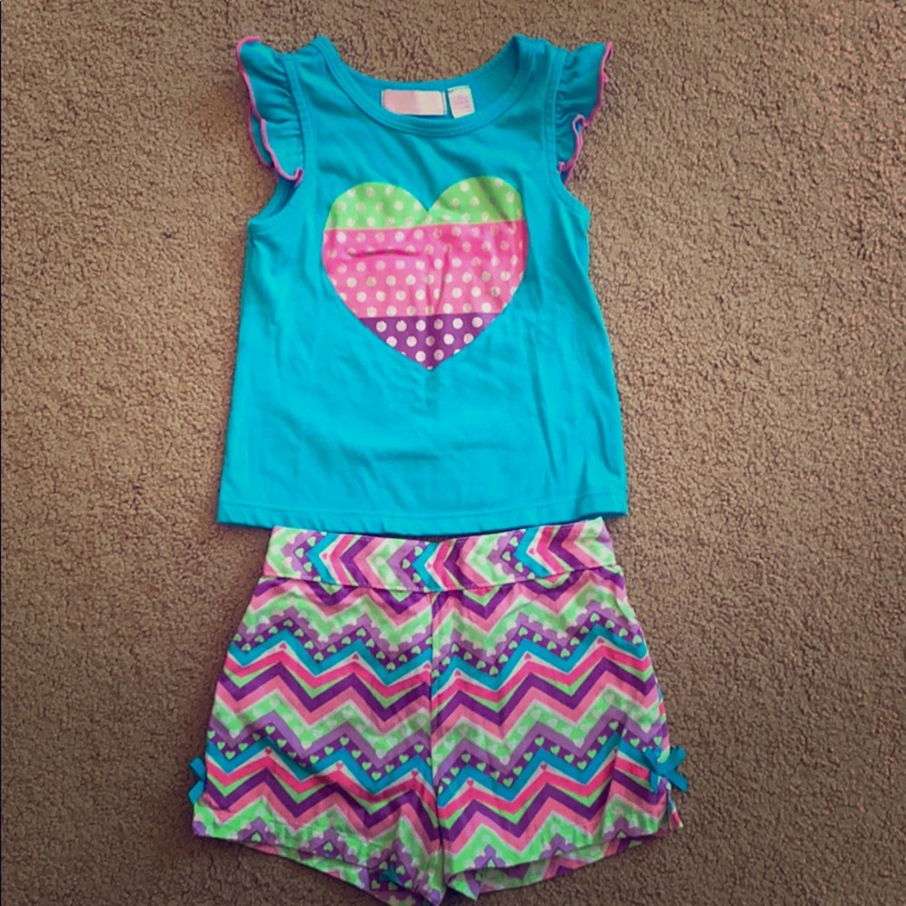 Girls shorts and tank outfit